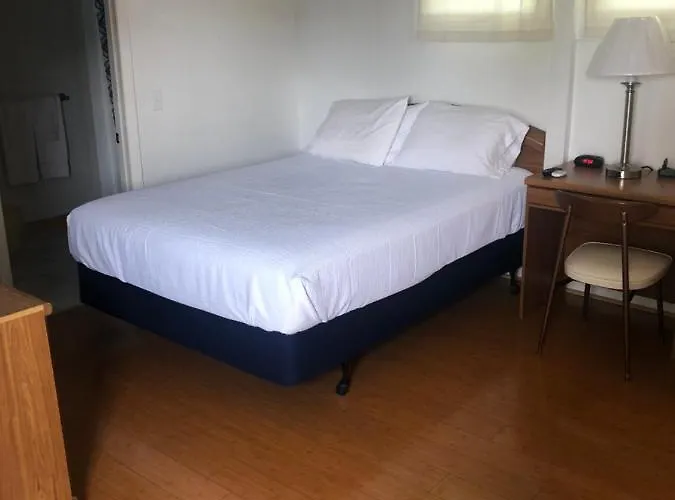 Executive Motel